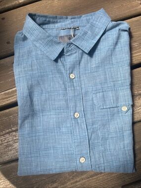 Royal Robbins Light Blue Men's Casual Button-Down Shirt